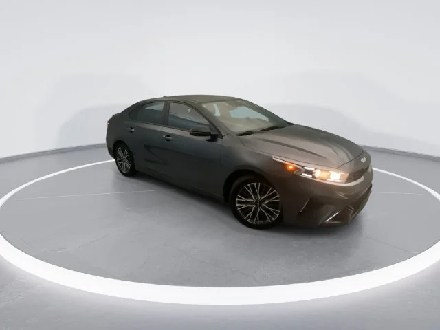 Used 2023 Gray Kia GT-Line image 8