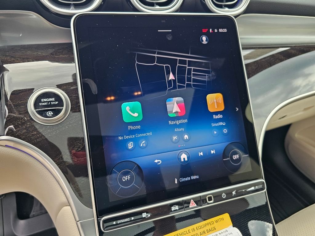 New 2026 Polar White Mercedes-Benz GLC 300 image 24