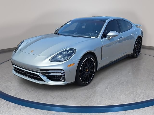 2023 Porsche Panamera Turbo S's photo