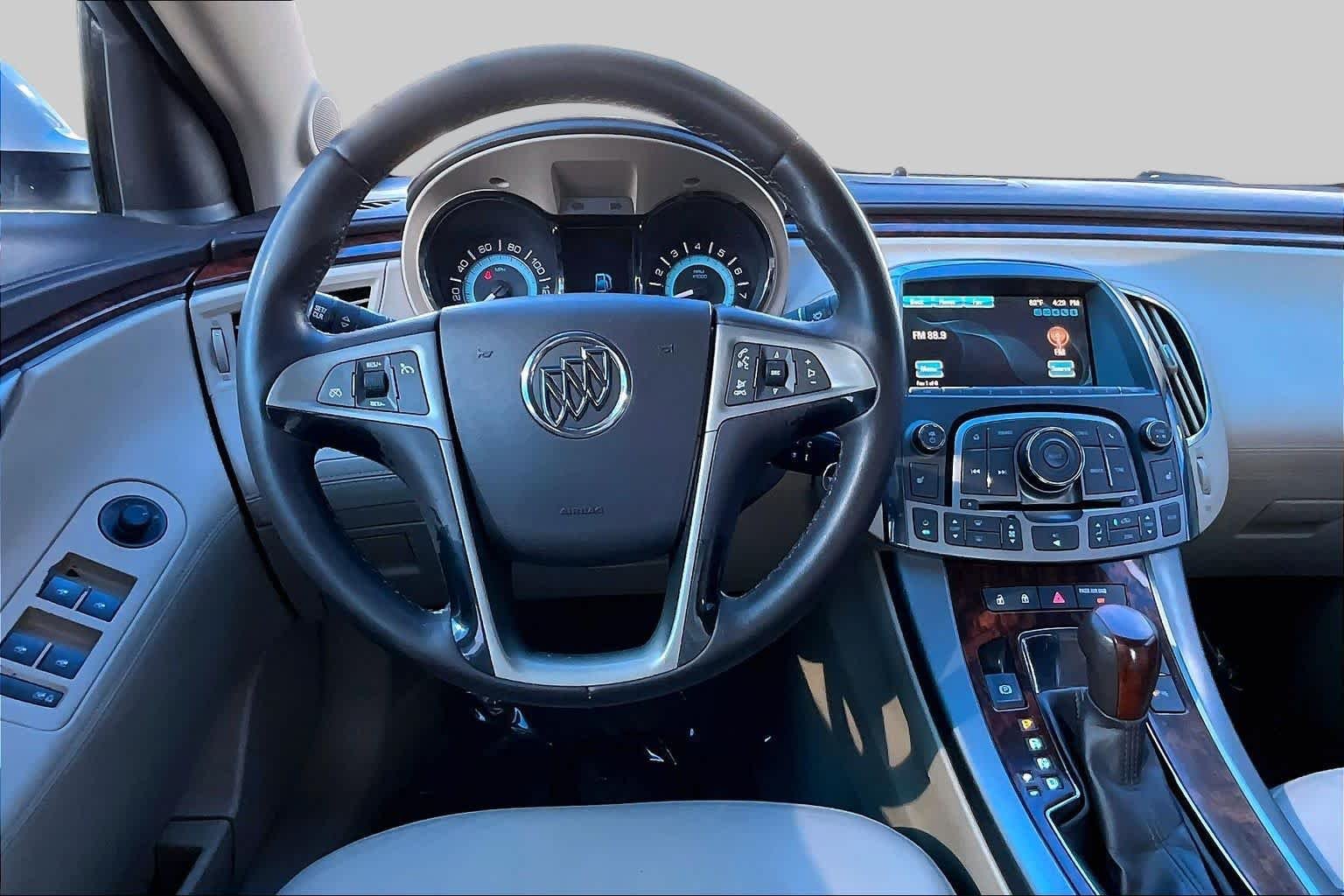 Used 2013 White Diamond Tricoat Buick Leather image 6