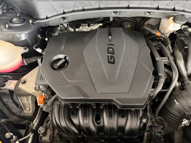 Used 2023 Gray Hyundai SEL image 7