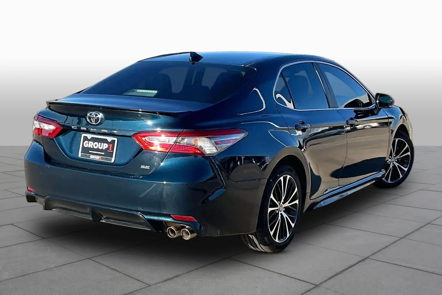 Used 2019 Galactic Aqua Mica Toyota SE image 11