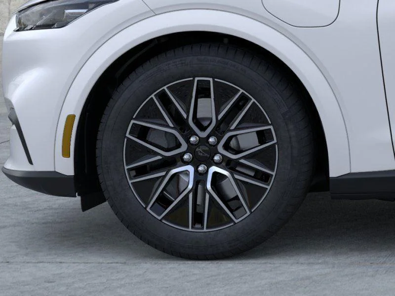 New 2026 Star White Metallic Tri-coat Ford Premium image 19