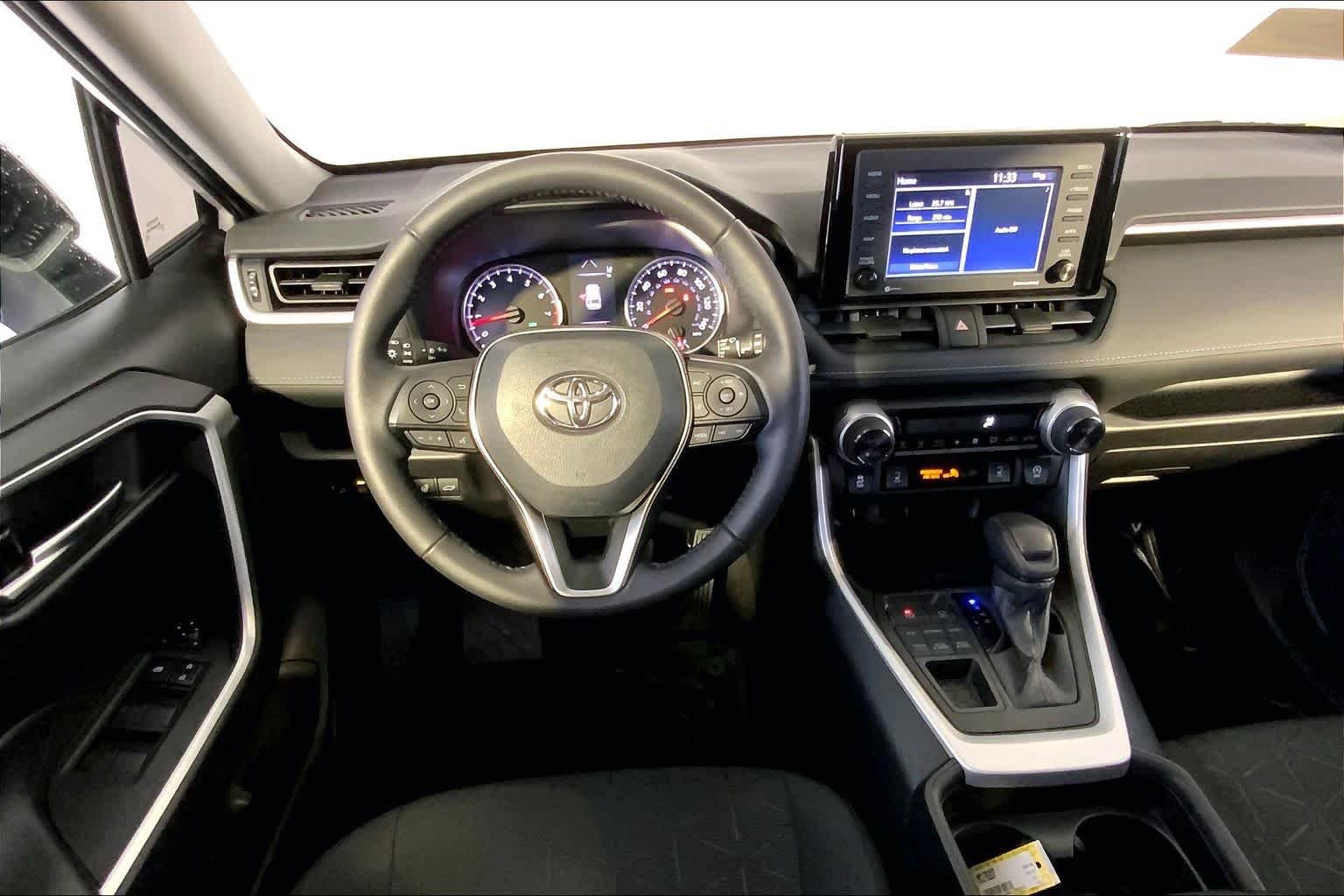 Used 2021 Super White Toyota XLE image 6