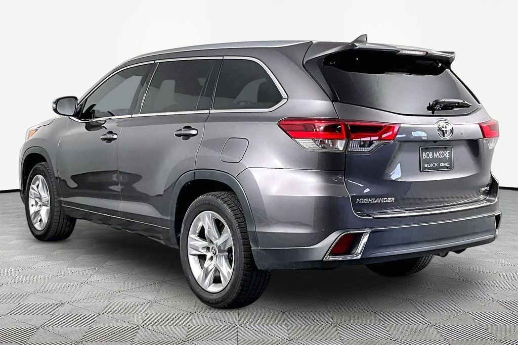 Certified Used 2019 Gray Toyota Limited image 4