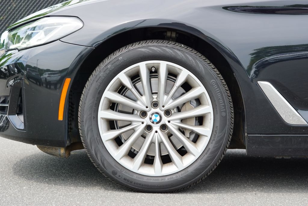 Used 2023 Black Sapphire Metallic BMW 530i xDrive image 12
