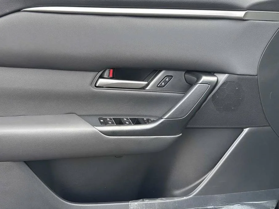 New 2026 Jet Black Mica Mazda 2.5 S Preferred AWD image 19