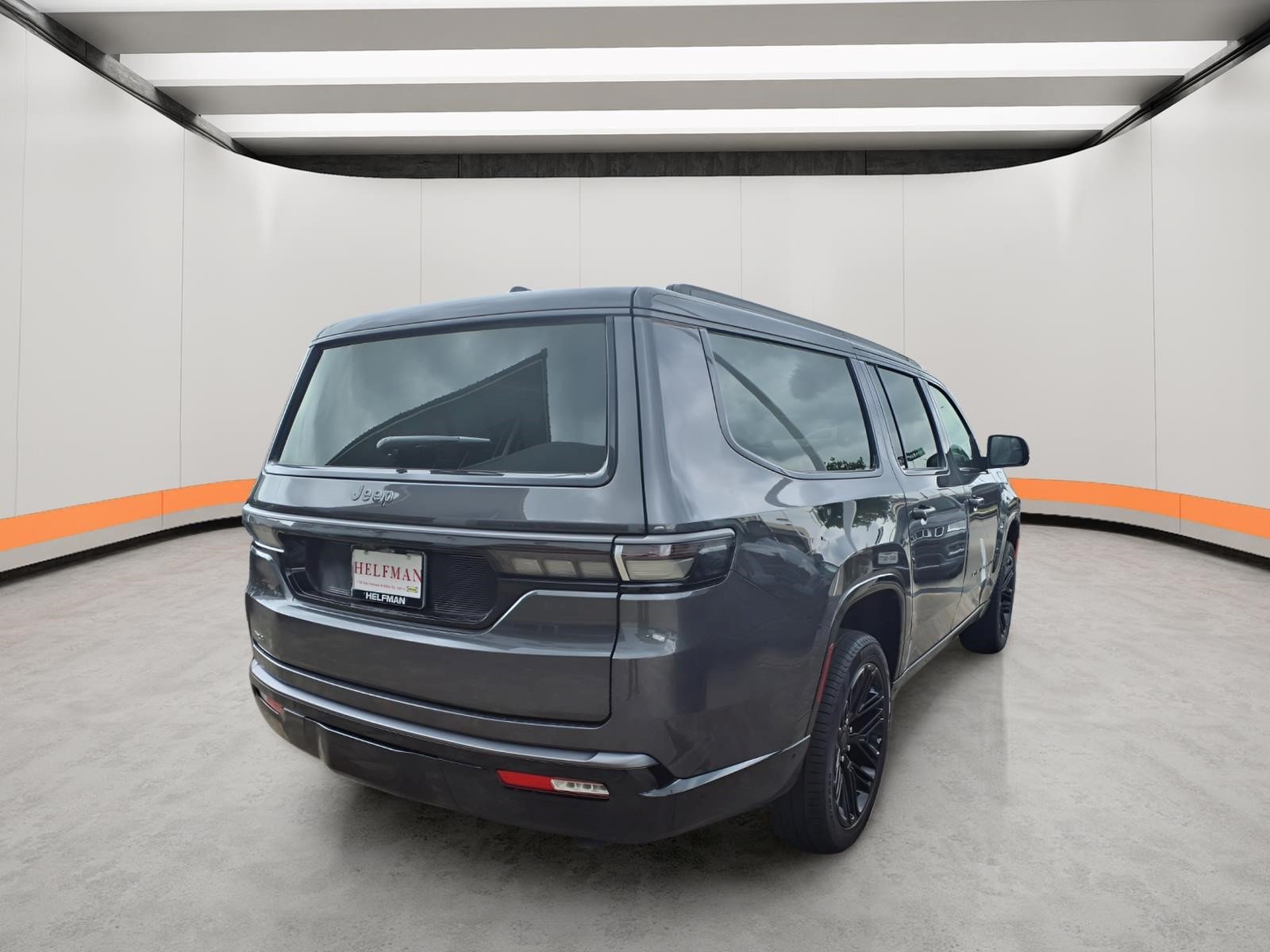 New 2026 Baltic-Gray Metallic Clear-Coat Exterior Paint Jeep Limited Reserve image 6