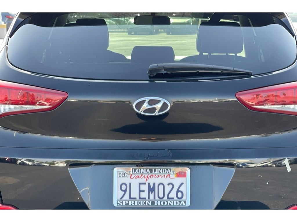 Used 2016 Ash Black Hyundai SE image 14