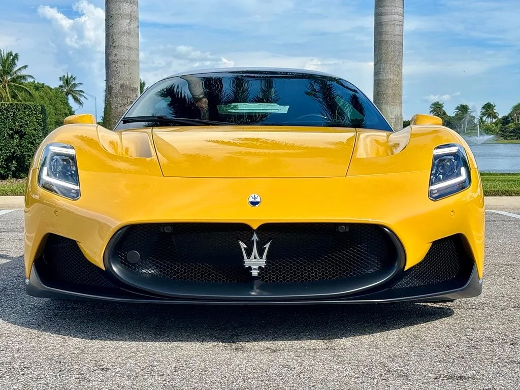 Used 2022 Giallo Genio Maserati  image 3