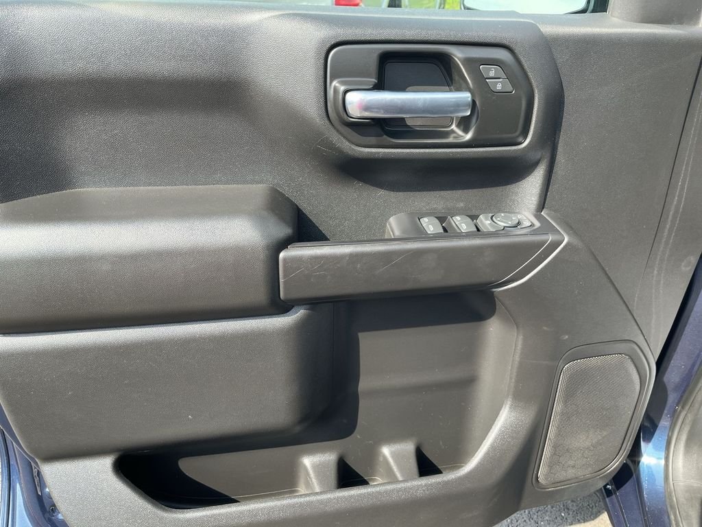 Used 2021 Blue Chevrolet Custom image 13