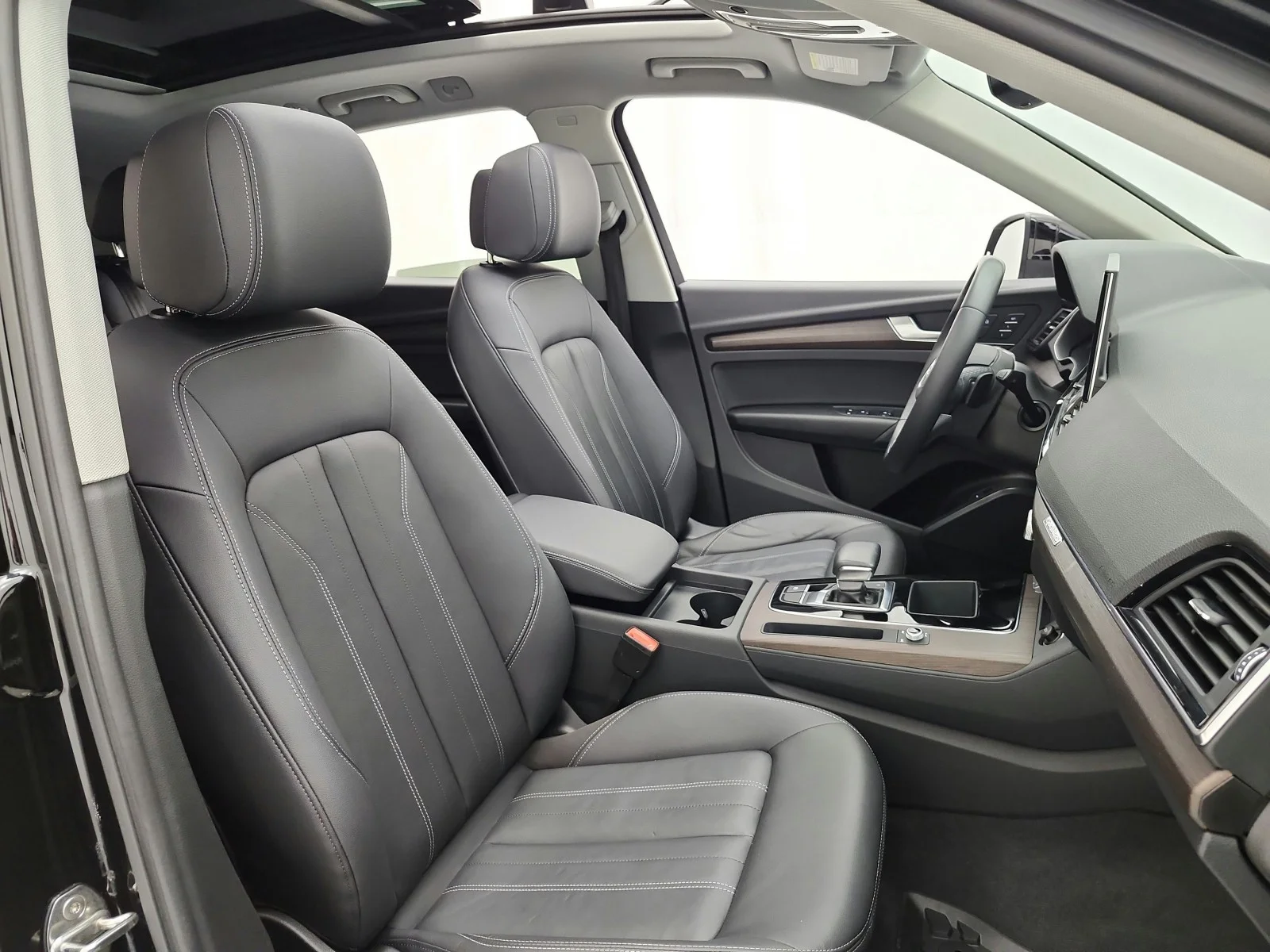 Used 2023 Mythos Black Metallic Audi Premium image 20