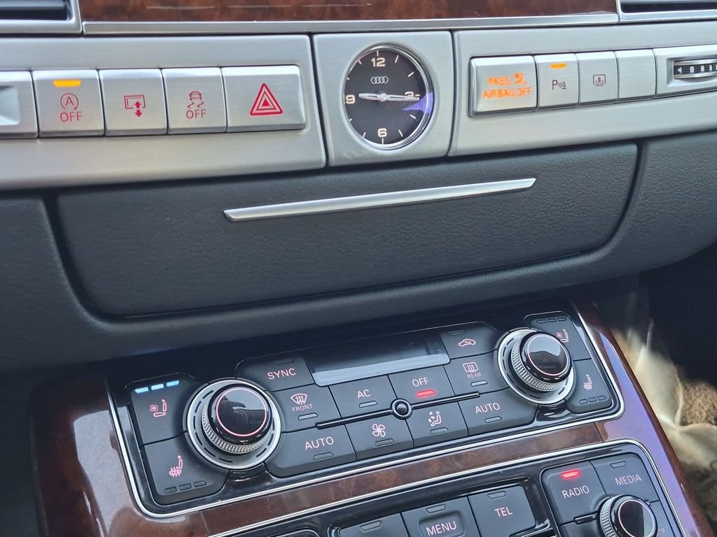 Used 2013  Audi 3.0T image 24