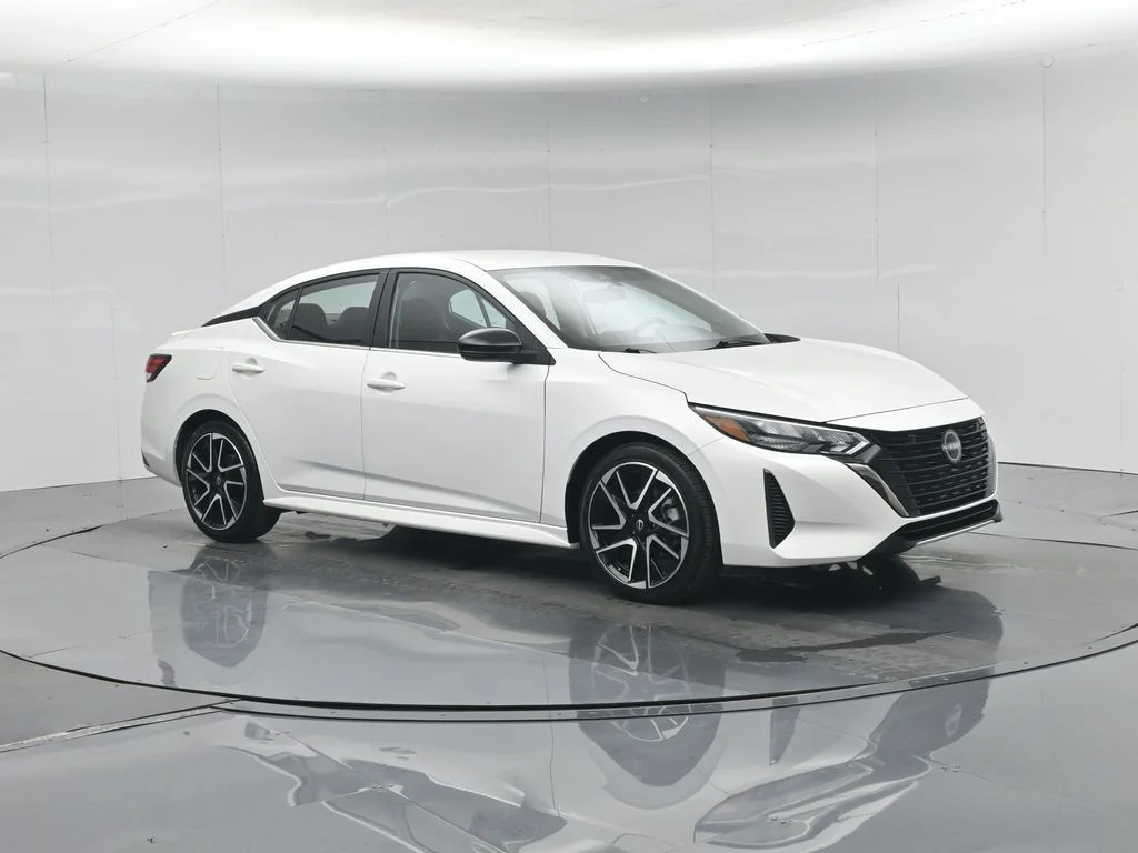 Used 2024 White Nissan SR image 25