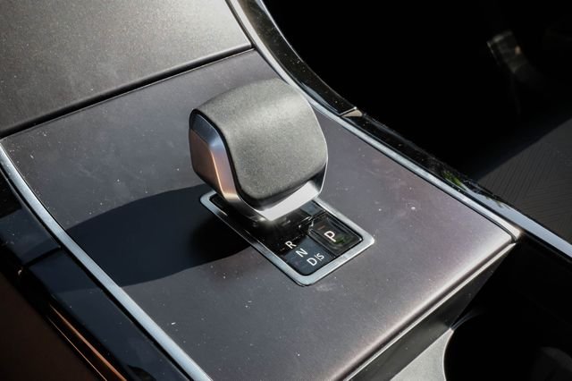 New 2026 Santorini Black Land Rover Autobiography image 28