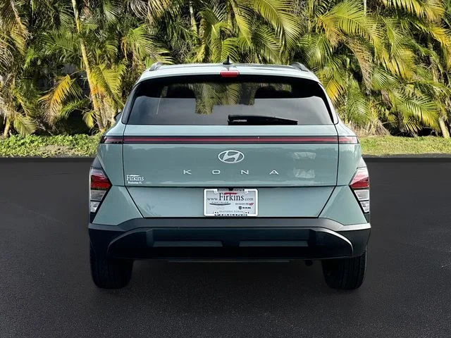 Used 2025 Green Hyundai SEL image 6
