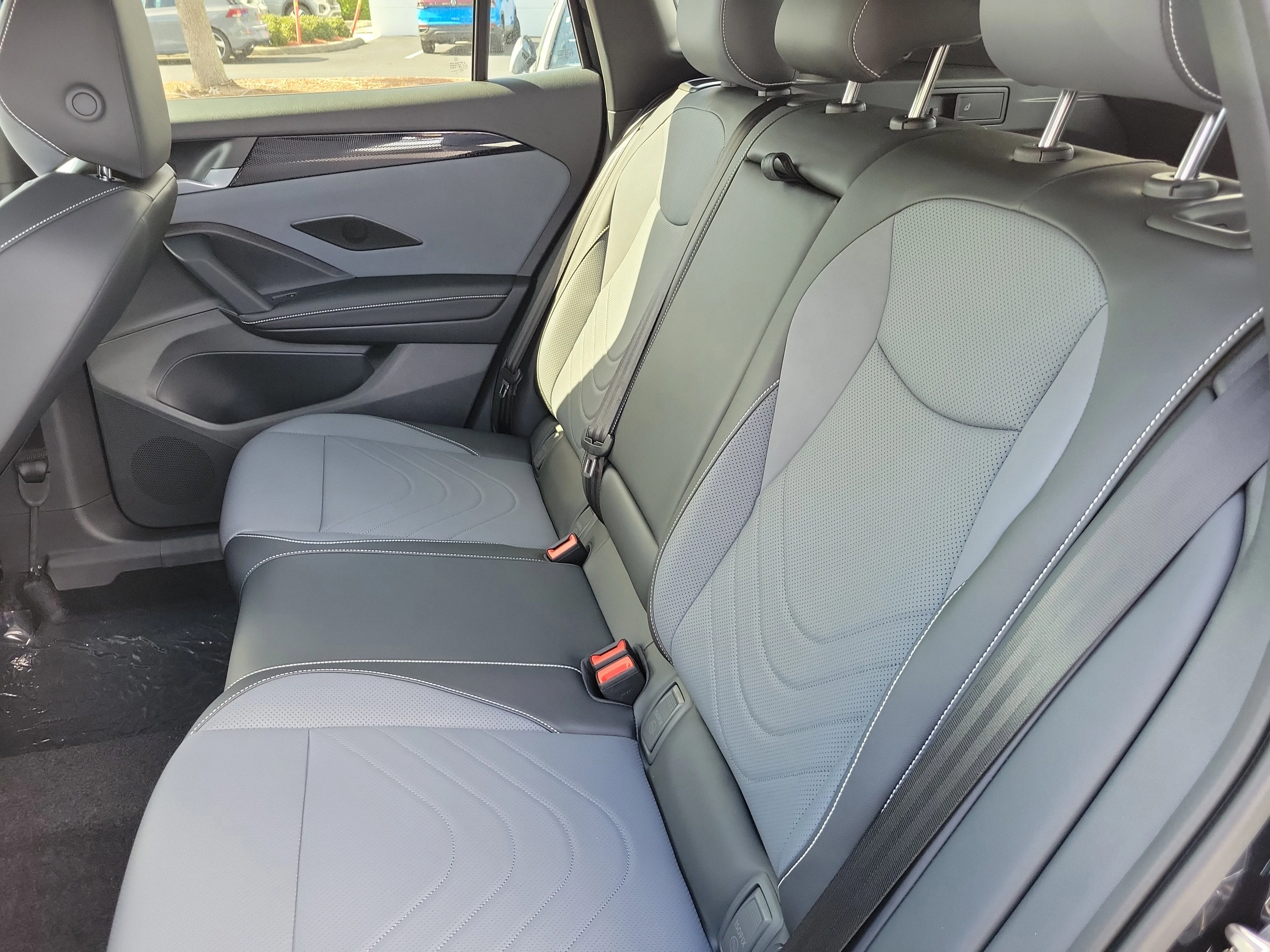 2026 Volkswagen Tiguan SE R-LINE BLACK - Photo 15
