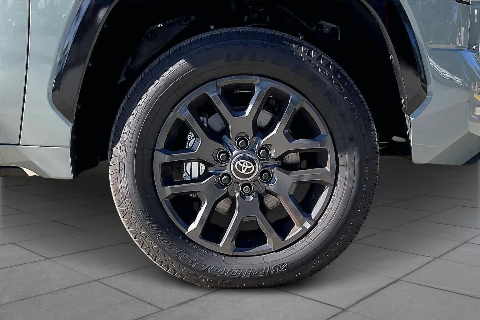 2026 Toyota Tundra Platinum - Photo 11