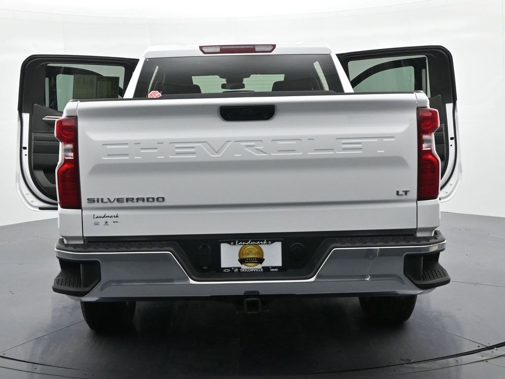 Used 2025 Summit White Chevrolet LT image 27