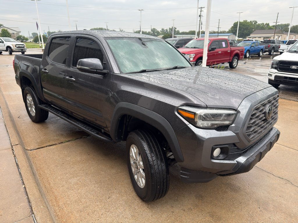 Used 2022 Magnetic Gray Metallic Toyota SR5 image 8