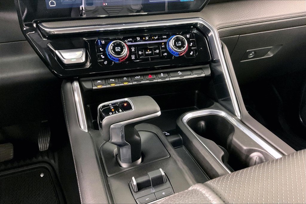 Used 2025 Blue GMC Denali image 9