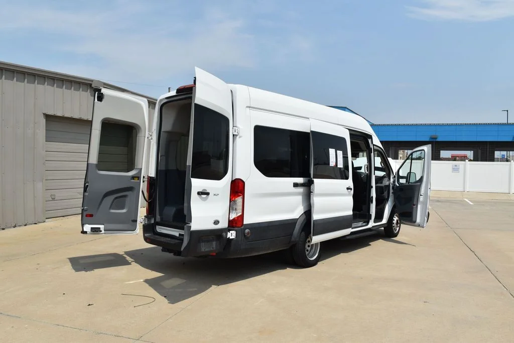 Used 2019 White Ford XLT image 33