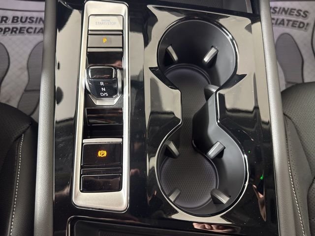 2026 Volkswagen Atlas SE w/Tech - Photo 18