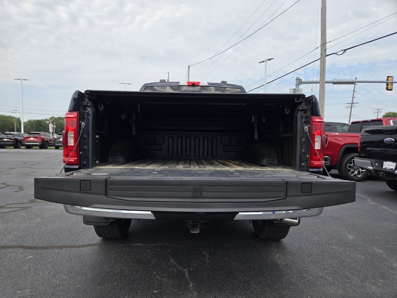 Used 2022 Antimatter Blue Metallic Ford XLT image 30