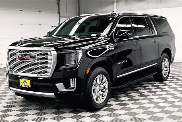 Used 2024 Onyx Black GMC Denali image 12