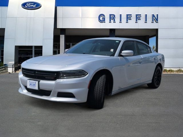 Used 2022  Dodge SXT image 11