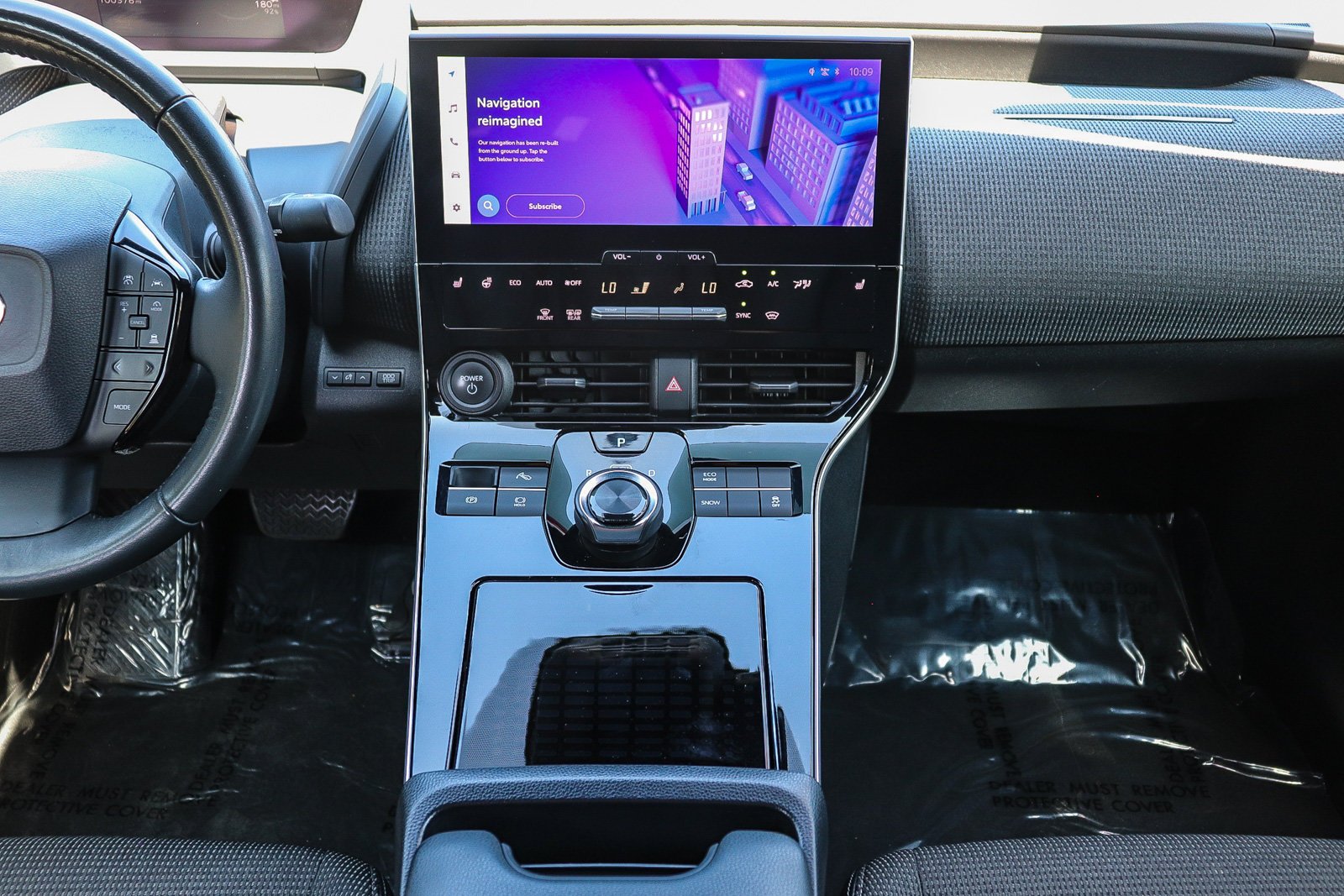 Used 2023  Toyota XLE image 13