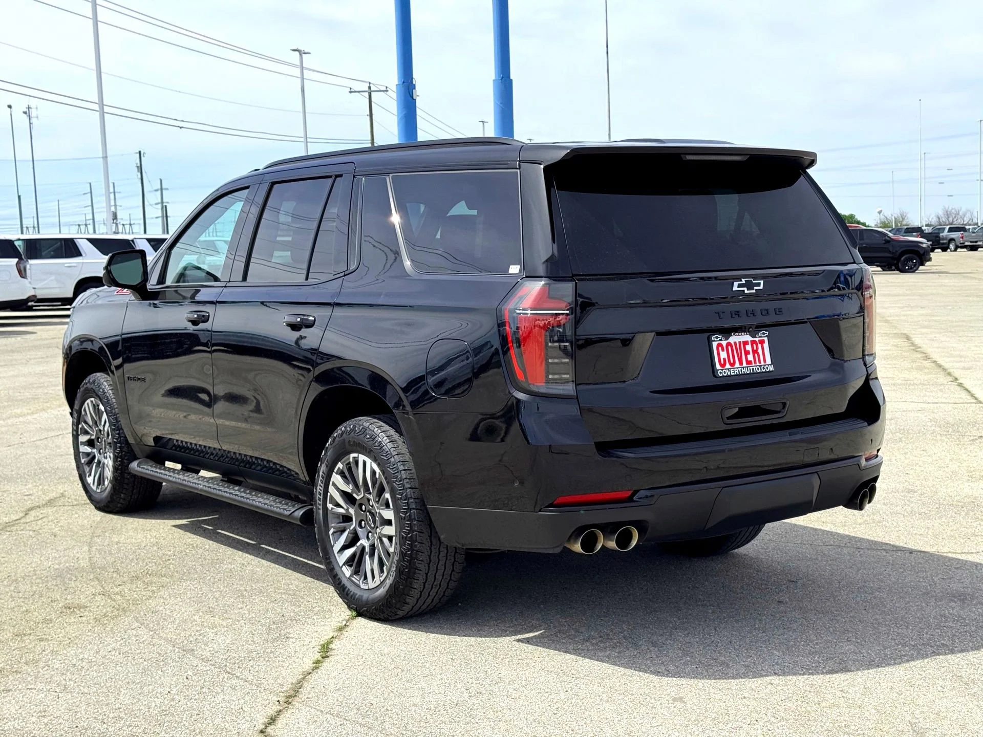 Used 2025 Black Chevrolet Z71 image 9