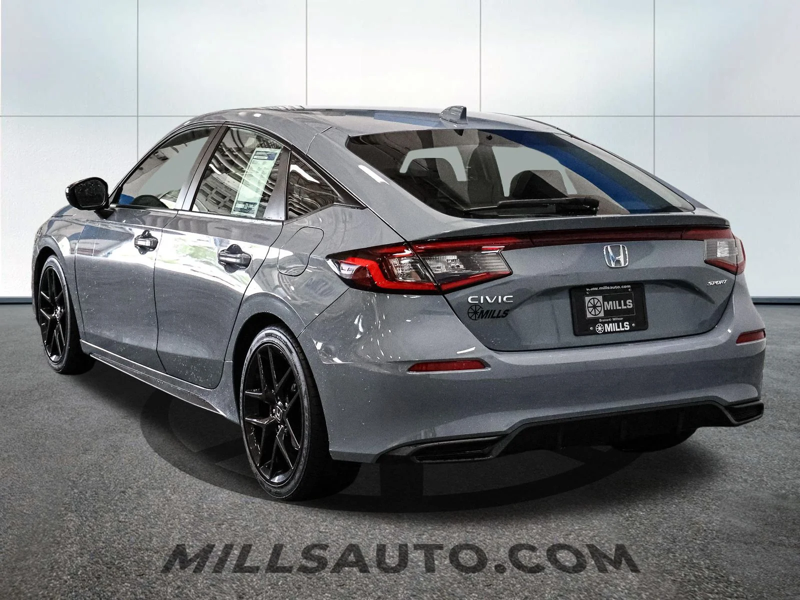 Certified Used 2024 Sonic Gray Pearl Honda Sport image 5