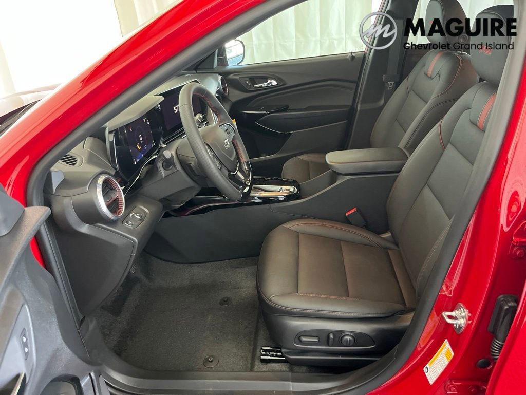 2026 Chevrolet Trax RS - Photo 2
