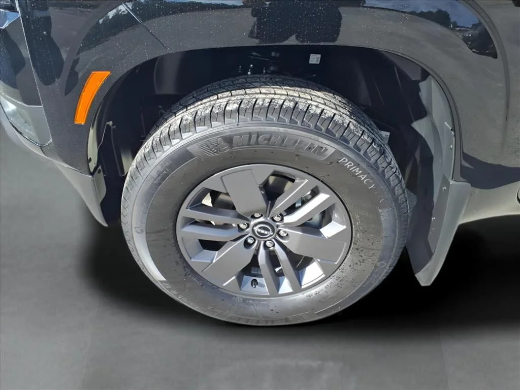 2026 Nissan Frontier SV - Photo 6