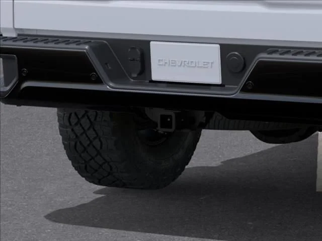 New 2026 Summit White Chevrolet ZR2 image 14