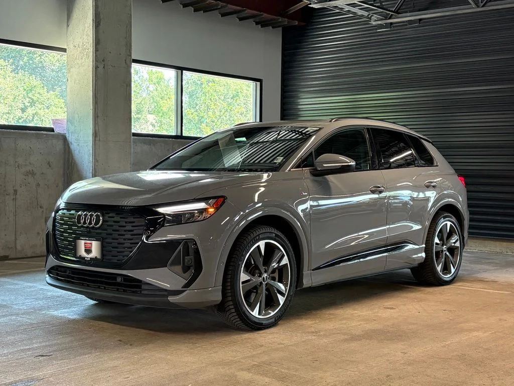 2024 Audi Q4 e-tron 55 Premium Plus quattro's photo