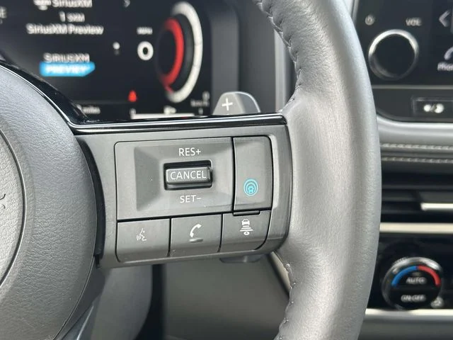 Used 2021 Gray Nissan Platinum image 24