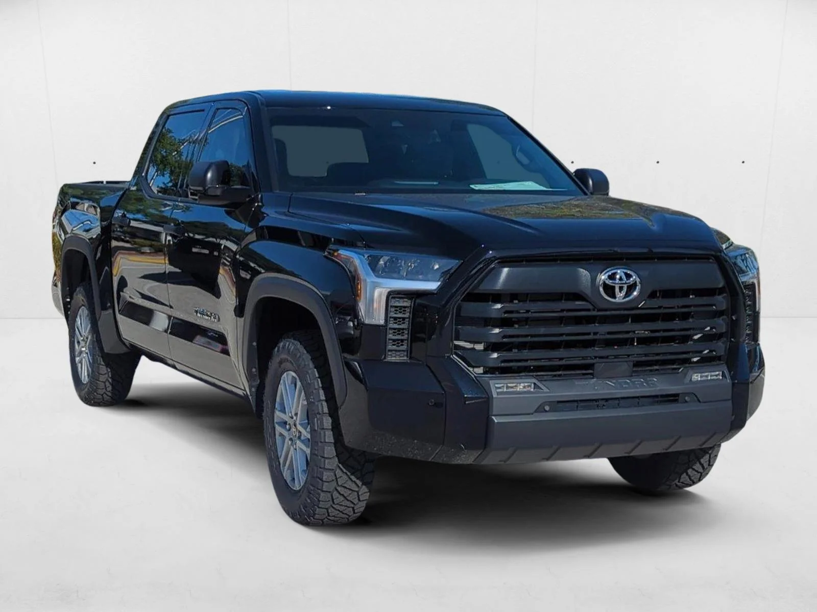 Used 2025 Midnight Black Metallic Toyota SR5 image 7