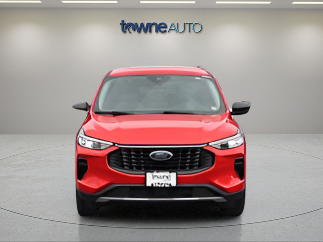 Used 2024 Red Ford Active image 8