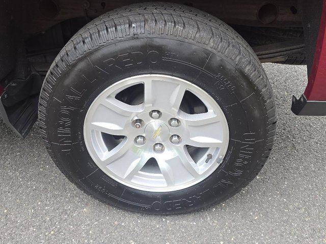 Used 2018 CAJUN RED TINTCOAT Chevrolet LT image 33