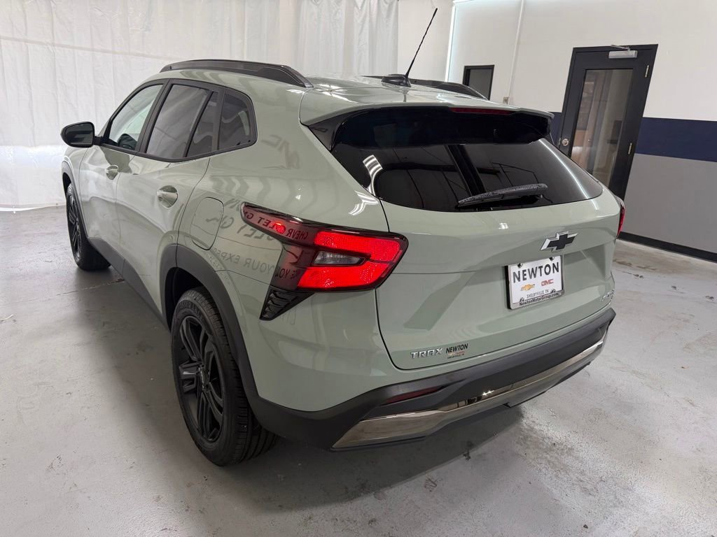 New 2026 Cacti Green Chevrolet ACTIV image 33