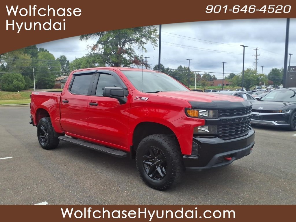 Used 2021 Red Chevrolet Custom Trail Boss image 7