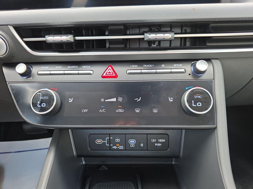 New 2026 Serenity White Hyundai SEL Sport image 26