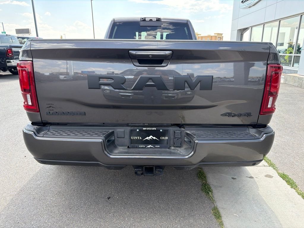 New 2026 Granite Crystal Metallic Clear-Coat Exterior Paint RAM Laramie image 5