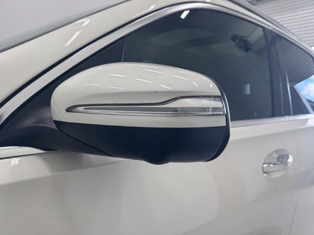 Certified Used 2023 MANUFAKTUR Diamond White Bright Mercedes-Benz GLE 53 AMG® image 44
