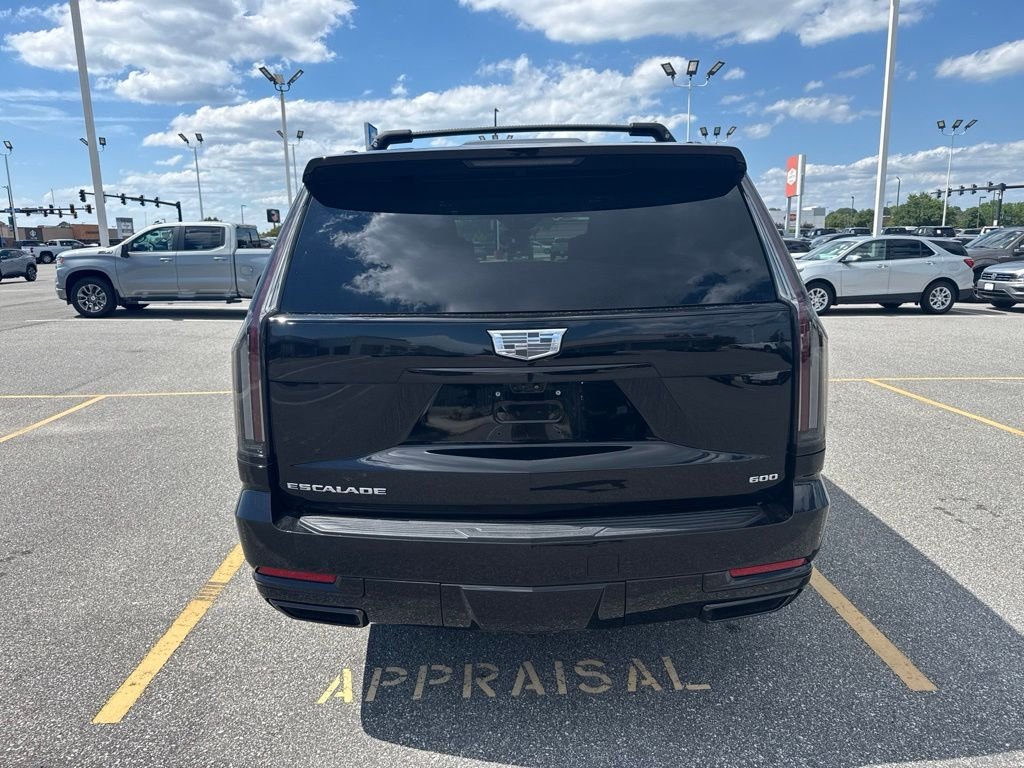 Used 2025 Black Cadillac Sport Platinum image 4