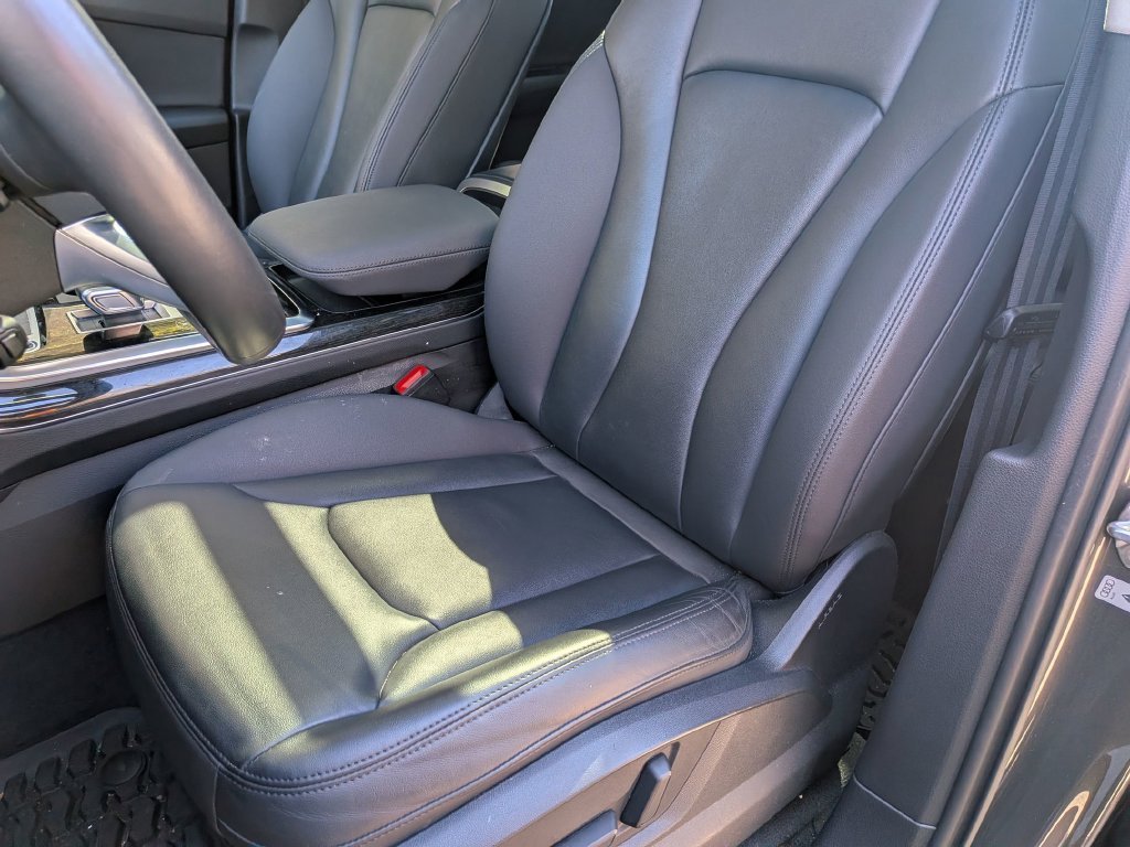 Used 2023  Audi 45 Premium image 12