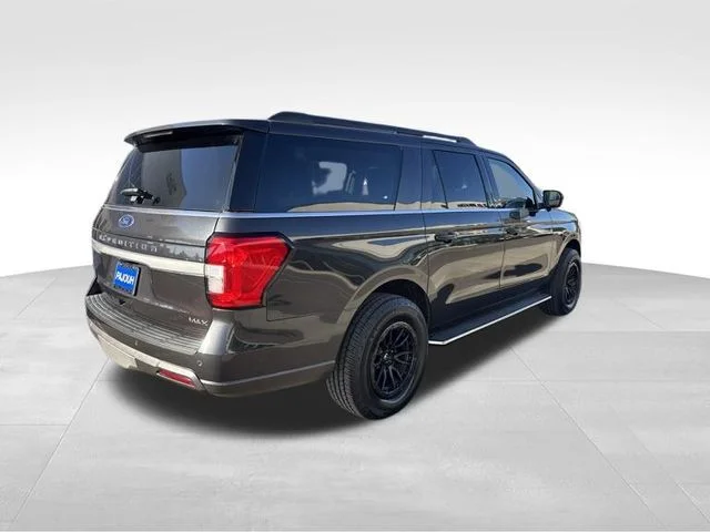 Used 2023 Gray Ford XLT image 7