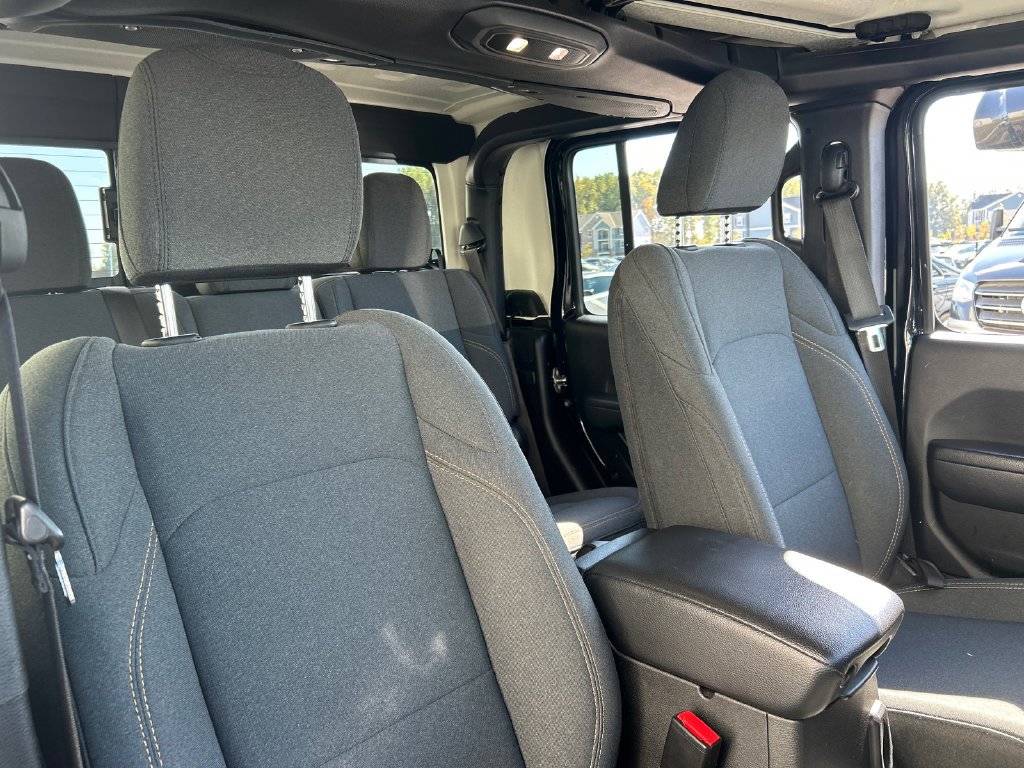 Used 2024 Black Jeep Sport S image 25